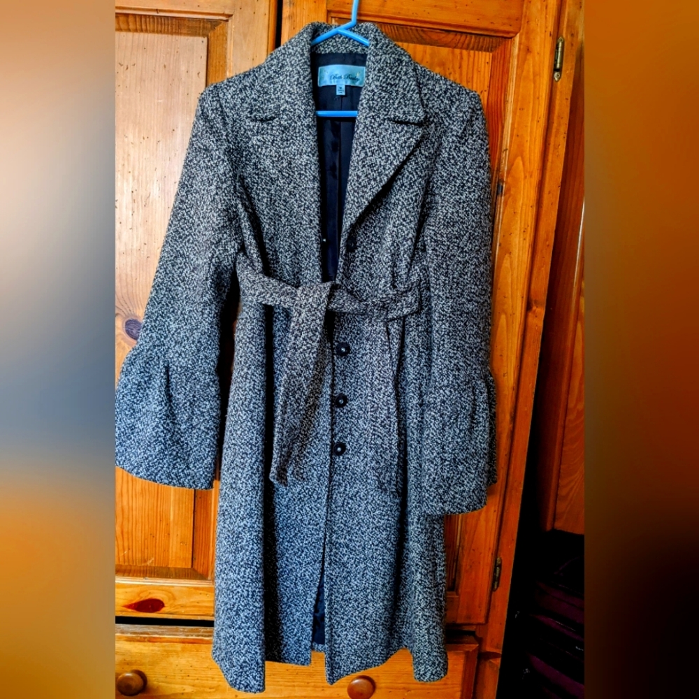 Aeropostale Beth Bowley 🦙 wool blend tweed coat. Brown and Tan. Very stylish!